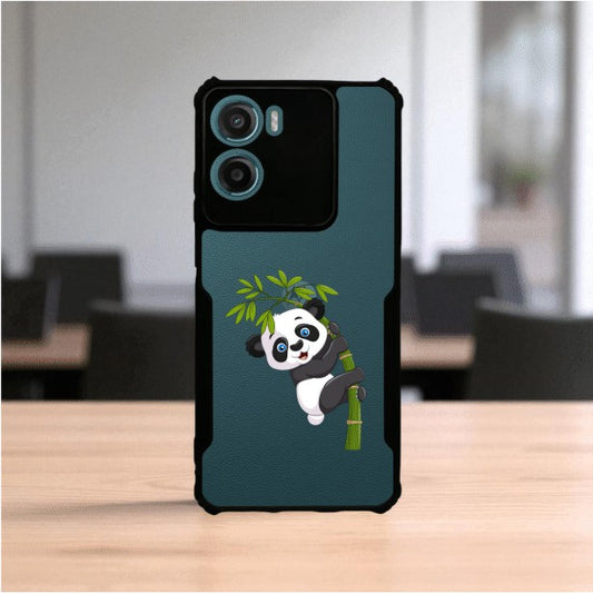 ivogue Panda and Tree Mobile Cover For Motorola G05